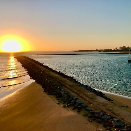 Beach & Sea Apt, Fast Wifi, Airco, Private Parking And Pool Portimão Buitenkant foto
